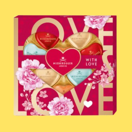 With Love Design Gift Box Master Selection of Hearts 125g